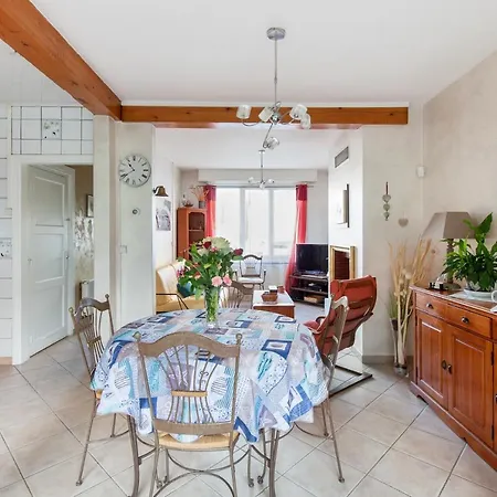 Maison Douves