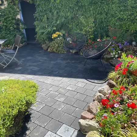 Holiday home Maison Douves